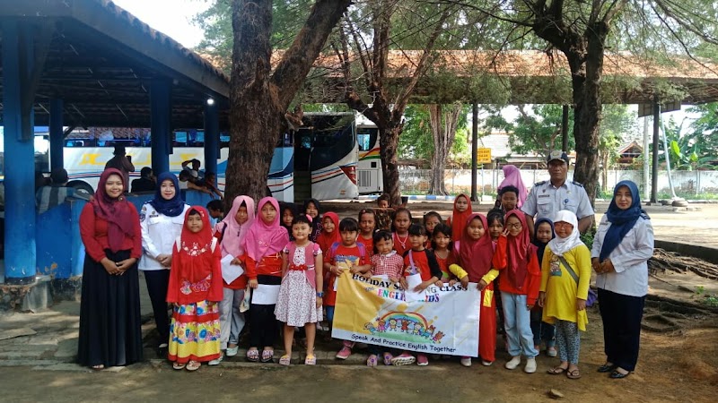 Hidayah English Course (2) in Kab. Sumenep