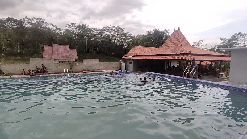 Kolam Renang UMBERAN (1) in Kab. Pacitan