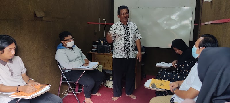 Kursus Bahasa Inggris Wonosobo (Hary English Course) (1) in Kab. Wonosobo