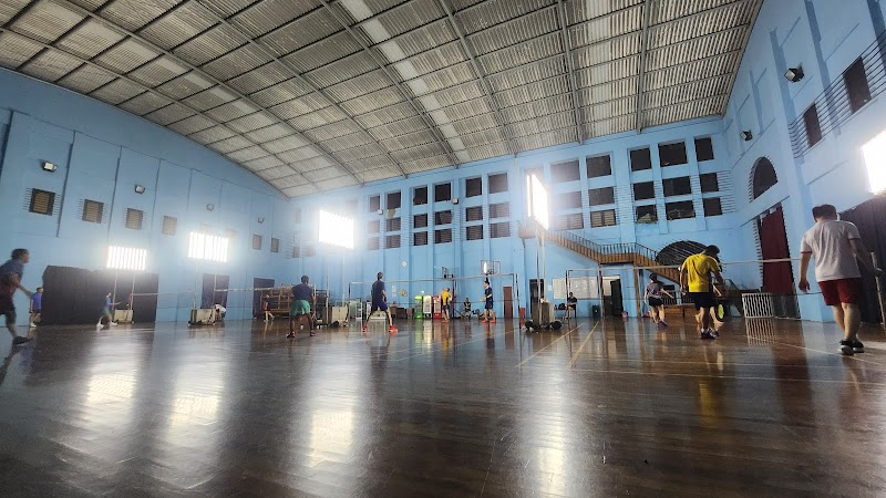 Lapangan Badminton (2) in Kota Surabaya