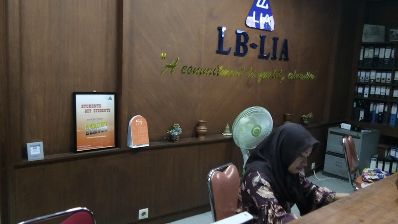 Lembaga Bahasa LIA JAMBI (3) in Kota Jambi