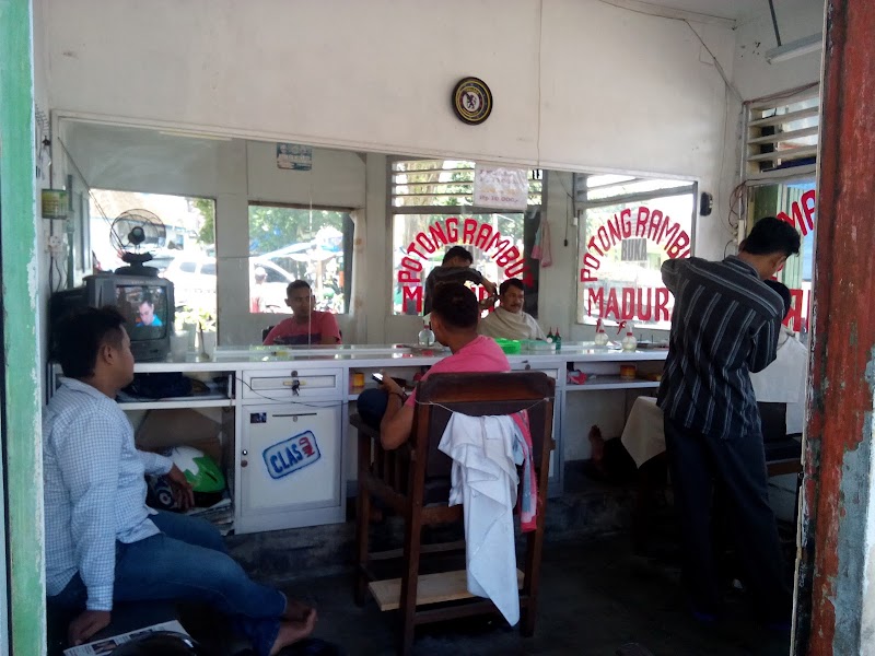 Potong Rambut Madura (1) in Kab. Magetan