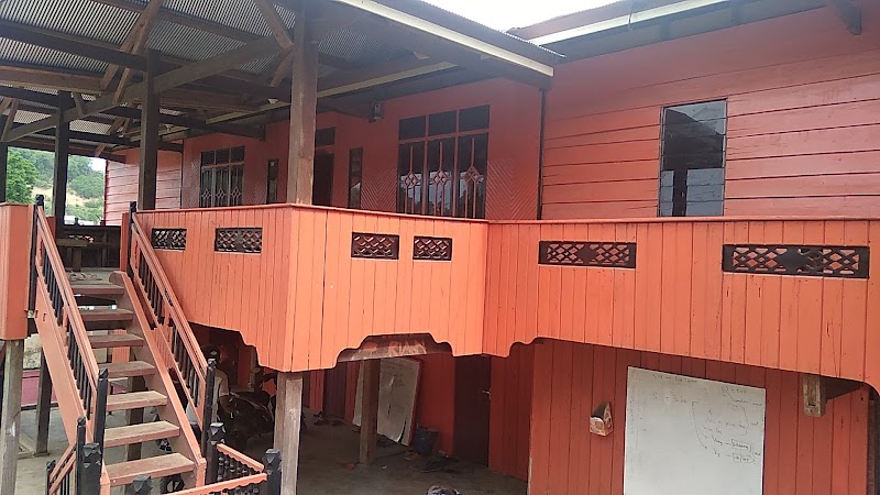 Rumah Belajar EnHouzz (2) in Kab. Wajo