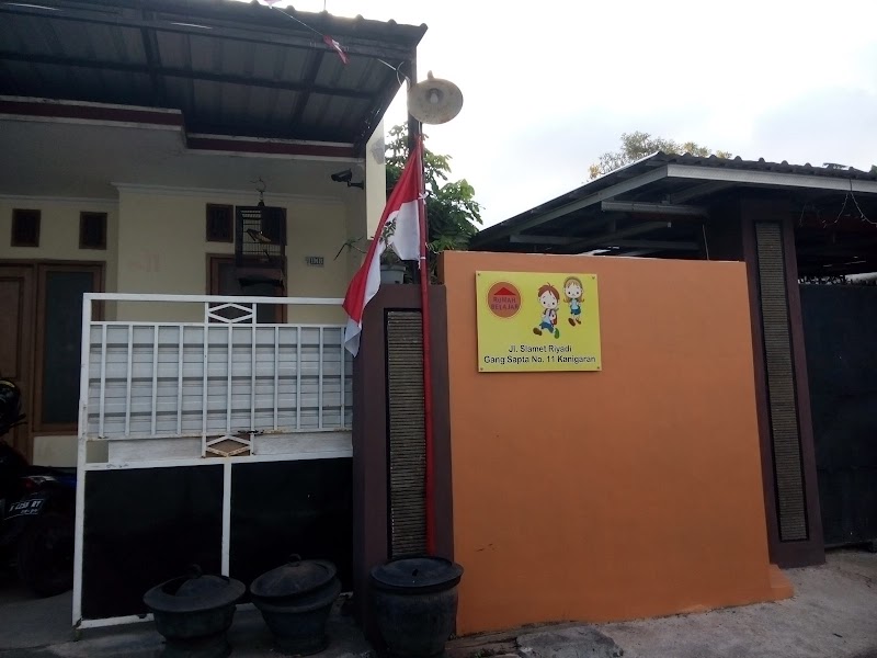 Rumah Belajar Probolinggo (1) in Kota Probolinggo