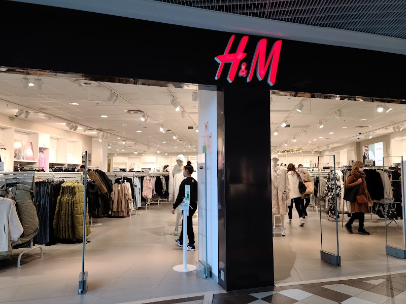 The Biggest H&M in France