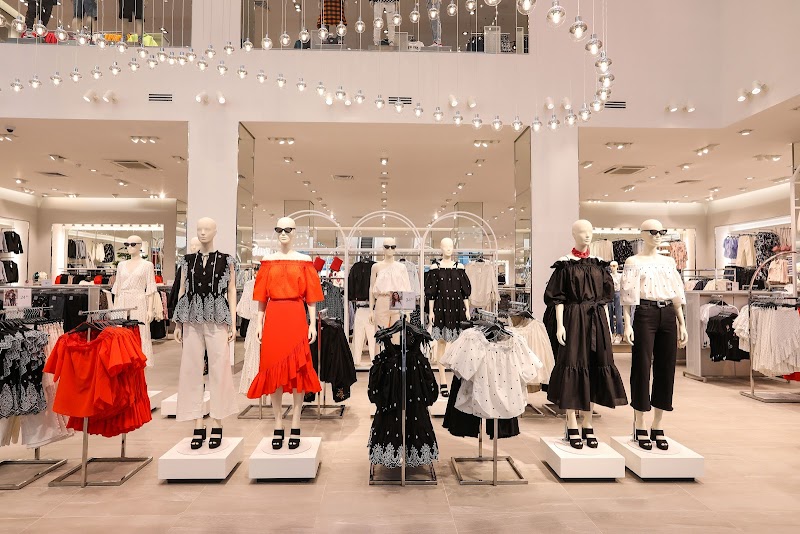 7 Biggest H&M Locations in Norway: Rated and Reviewed! – Kemdikbud ...