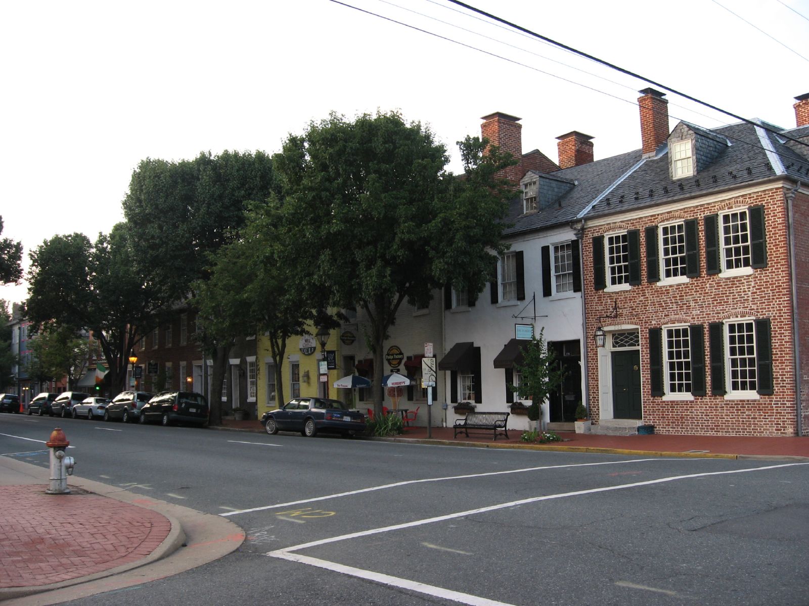 Fredericksburg is an independent city in Virginia, United States. As of the 2020 census, the population was 27,982. It is 48 miles (77 km) south of Washington, D.C., and 53 miles (85 km) north of Richmond. The Bureau of Economic Analysis of the United States Department of Commerce combines the city of Fredericksburg with neighboring Spotsylvania County for statistical purposes.
Located near where the Rappahannock River crosses the Atlantic Seaboard fall line, Fredericksburg was a prominent port in Virginia during the colonial era. During the Civil War, Fredericksburg, located halfway between the capitals of the opposing forces, was the site of the Battle of Fredericksburg and Second Battle of Fredericksburg. These battles are preserved, in part, as the Fredericksburg and Spotsylvania National Military Park. More than 10,000 African-Americans in the region left slavery for freedom in 1862 alone, getting behind Union lines. Tourism is a major part of the economy. Approximately 1.5 million people visit the Fredericksburg area annually, including the battlefield park, the downtown visitor center, events, museums, art shops, galleries, and many historical sites.Fredericksburg is home to Central Park (as of 2004, the second-largest mall on the East Coast). The Spotsylvania Towne Centre is located in Spotsylvania County, adjacent to the city. Major employers include the University of Mary Washington (named for the mother of George Washington, who lived here), Mary Washington Healthcare, and GEICO. Many Fredericksburg area residents commute to work by car, bus, and rail to Washington, D.C., and Richmond, as well as Fairfax, Prince William, and Arlington counties.