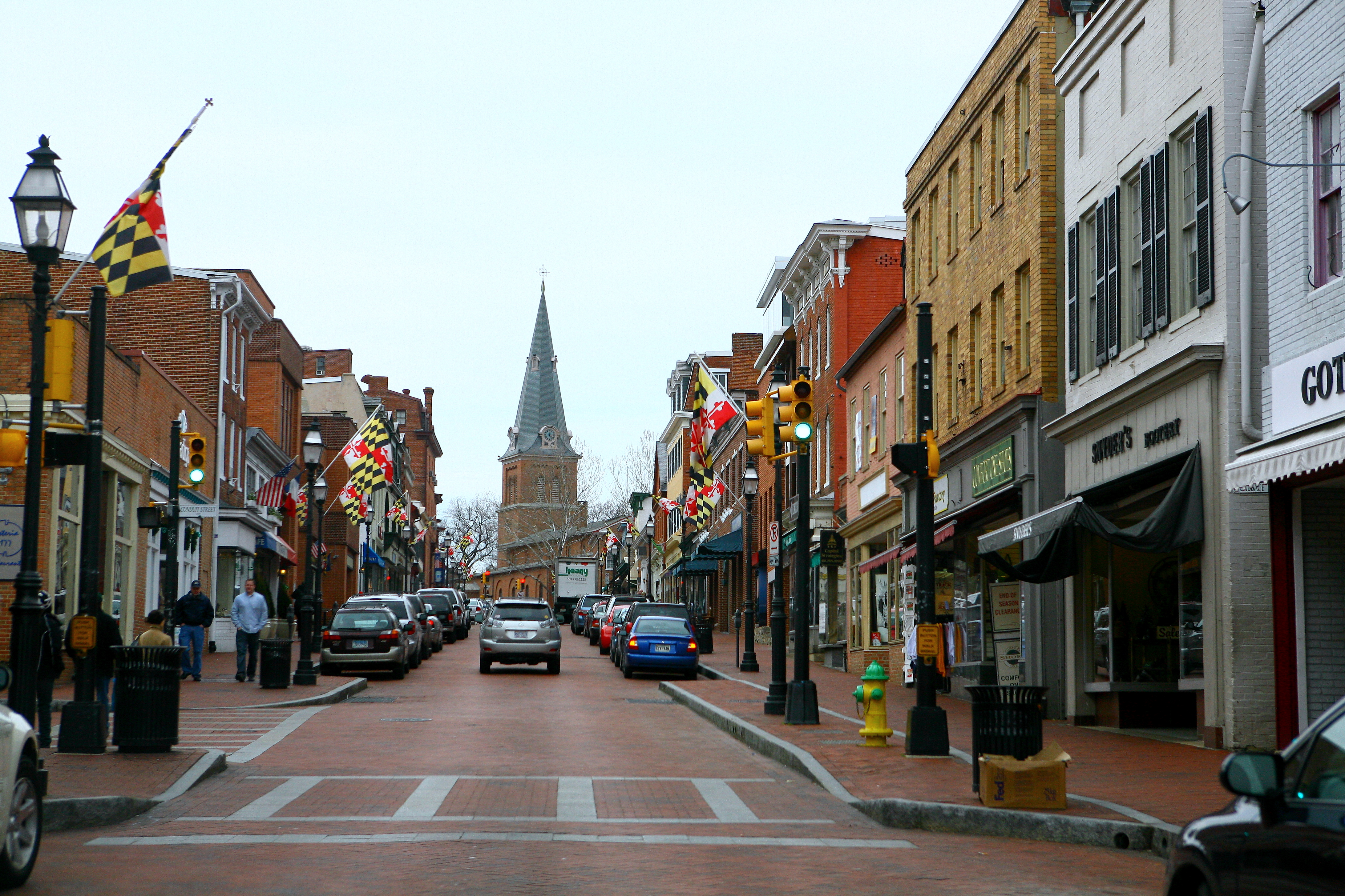 Annapolis (  ə-NAP-əl-iss) is the capital city of the U.S. state of Maryland and the county seat of, and only incorporated city in, Anne Arundel County. Situated on the Chesapeake Bay at the mouth of the Severn River, 25 miles (40 km) south of Baltimore and about 30 miles (50 km) east of Washington, D.C., Annapolis forms part of the Baltimore–Washington metropolitan area. The 2020 census recorded its population as 40,812, an increase of 6.3% since 2010.
This city served as the seat of the Confederation Congress, formerly the Second Continental Congress, and temporary national capital of the United States in 1783–1784. At that time, General George Washington came before the body convened in the new Maryland State House and resigned his commission as commander of the Continental Army. A month later, the Congress ratified the Treaty of Paris of 1783, ending the American Revolutionary War, with Great Britain recognizing the independence of the United States.
The city and state capitol was also the site of the 1786 Annapolis Convention, which issued a call to the states to send delegates for the Constitutional Convention to be held the following year in Philadelphia. Over 220 years later, the Annapolis Peace Conference took place in 2007.
Annapolis is the home of St. John's College, founded 1696. The United States Naval Academy, established 1845, is adjacent to the city limits.